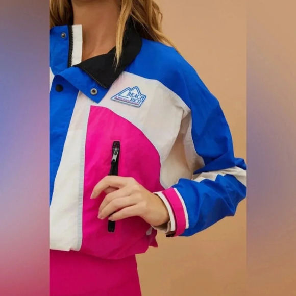 Beach Riot Glacier Windbreaker, magenta monsoon - Picture 14 of 15